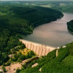 Oleftalsperre stuwdam stuwmeer Eifel Duitsland Hellenthal