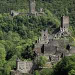 burcht manderscheid burchten niederburg oberburg eifel duitsland vulkaaneifel